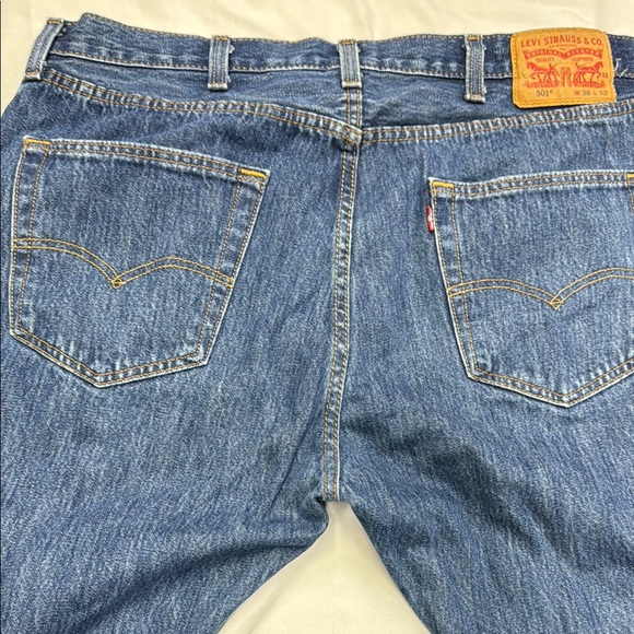 Levi's 501 Blue Men's Jeans - Picture 3 of 7